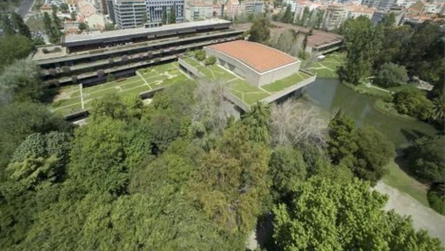 Gulbenkian has some of the most beautiful gardens in Lisbon